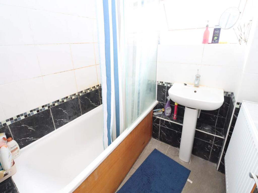 Additional image 7 of Pond Croft, Hatfield, 