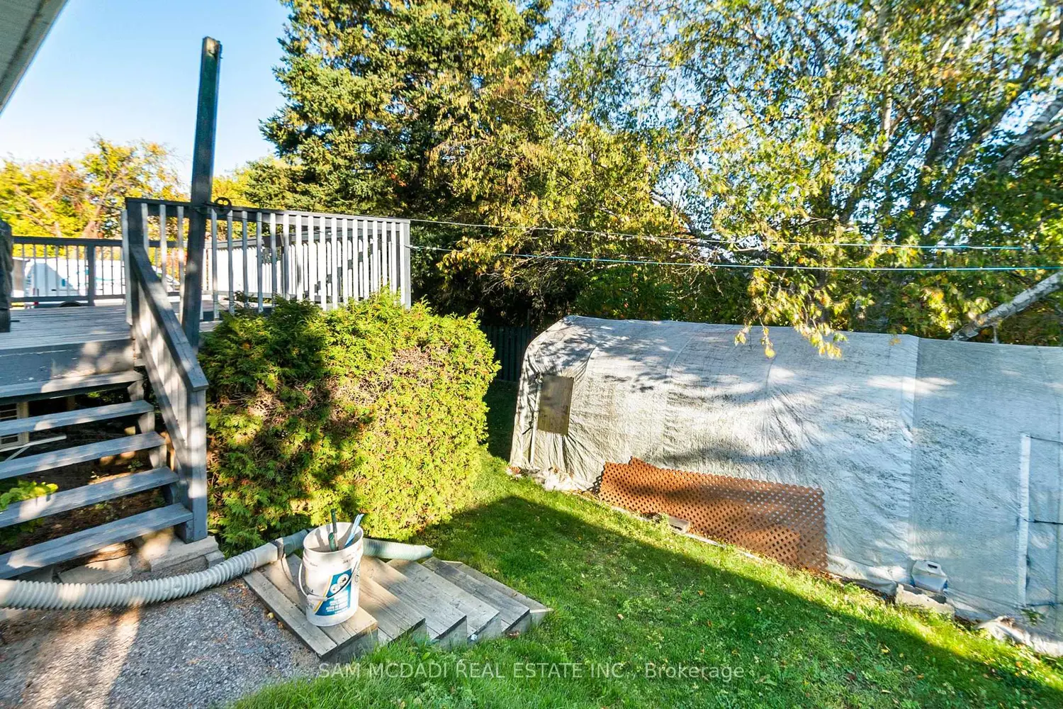 Additional image 15 of 2705 Laurier Street