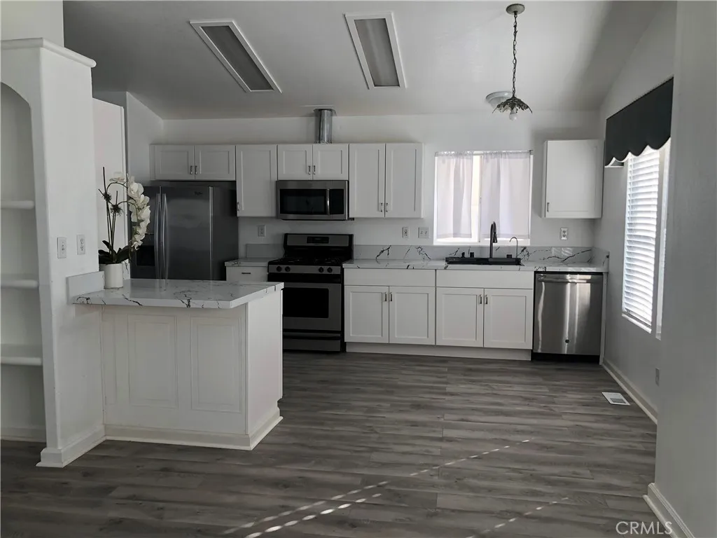 Additional image 10 of 4901 Green River Unit 319, Corona, CA 92878