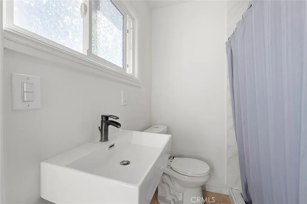 Additional image 46 of 2412 Del Amo, Lakewood, CA 90712