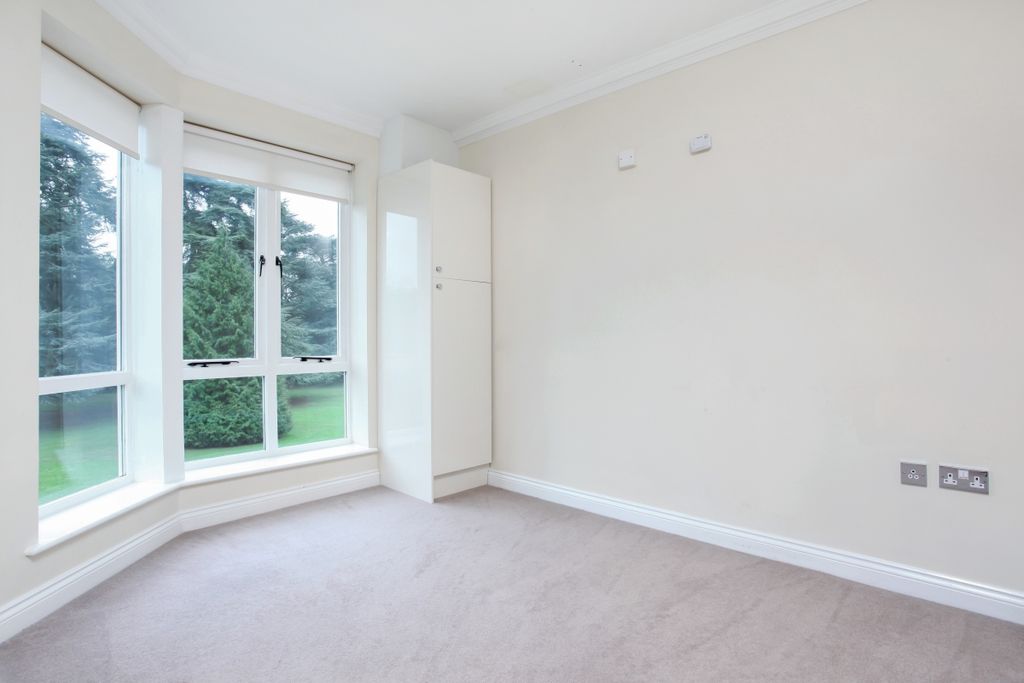 Additional image 6 of 2 bed flat to rentLongbourn, Windsor SL4