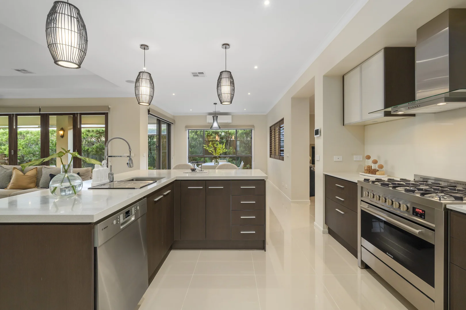 Additional image 8 of 32 Portland Place, Waterways VIC 3195