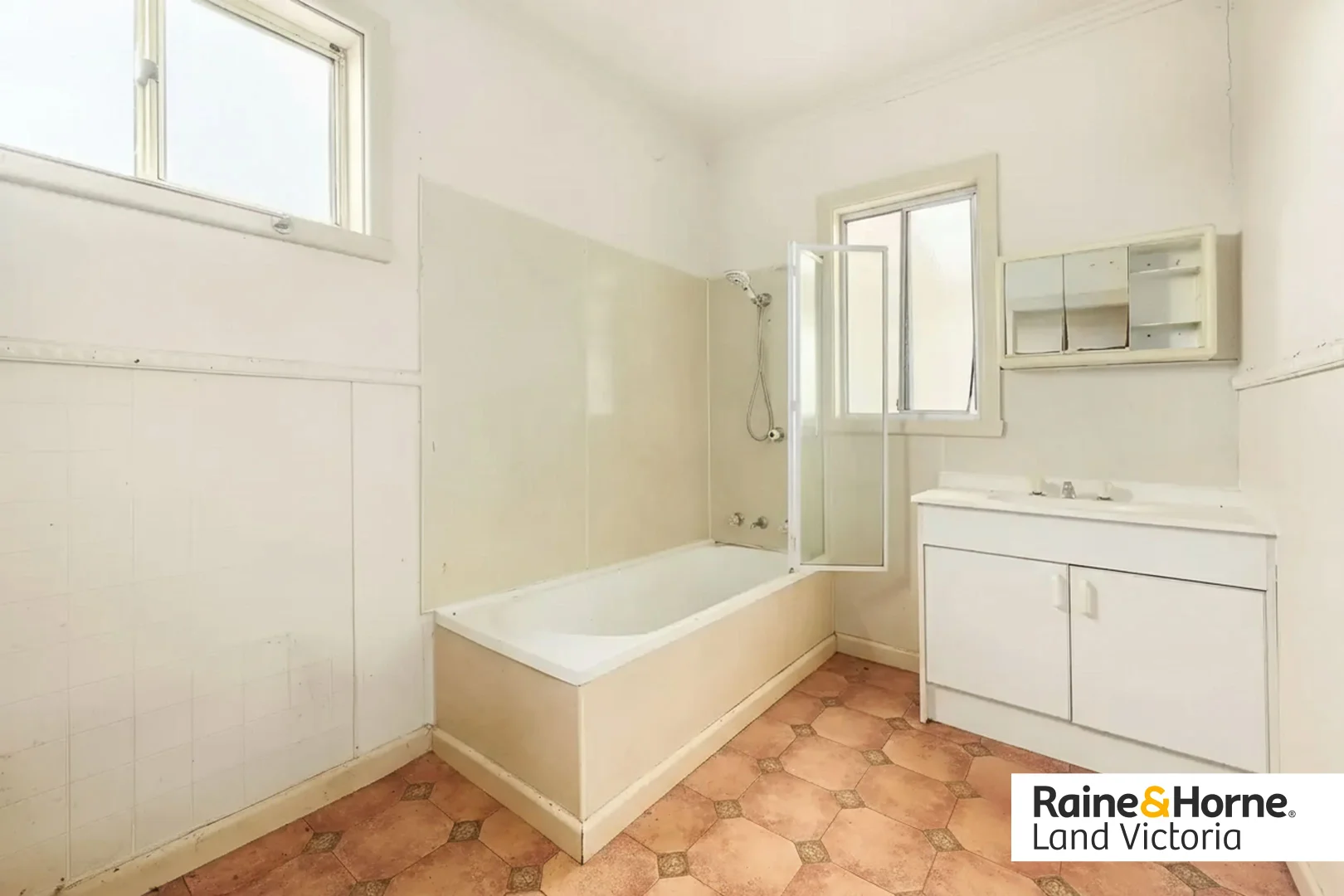 Additional image 14 of 100 Thirteen Mile Road, Garfield VIC 3814