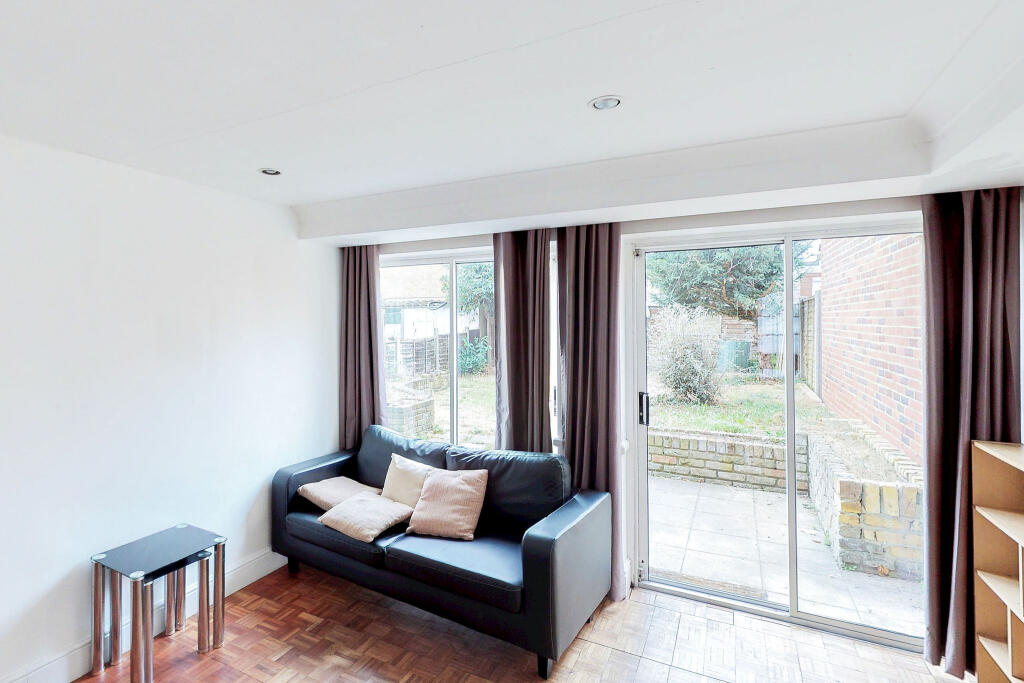 Additional image 7 of Briars Wood, Hatfield, AL10