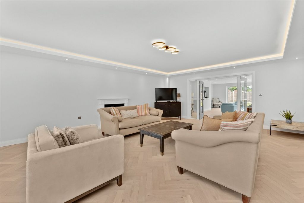Additional image 5 of 5 bed detached house to rentThe Avenue, Ascot, Berkshire SL5