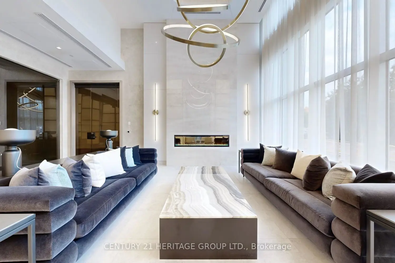 8888 Yonge Street 414 photo 4