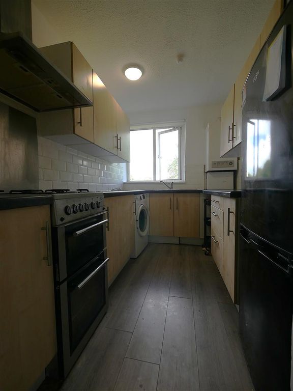 Additional image 11 of 3 bed flat to rentArcherhill Road, Glasgow G13