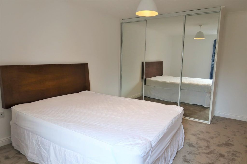 Additional image 8 of 2 bed flat to rentAlexandra Court The Esplanade, Penarth CF64
