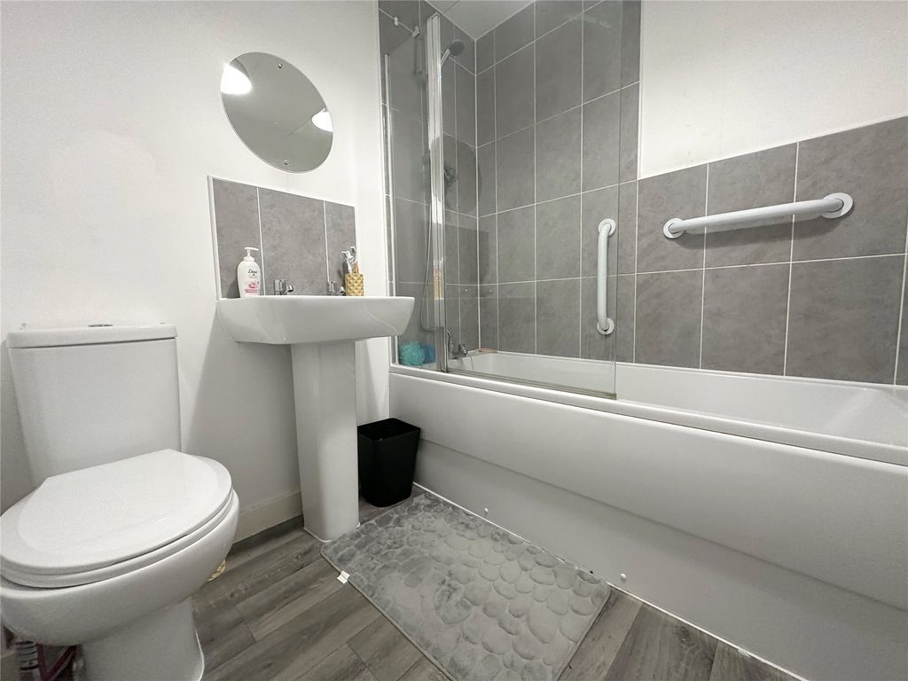 Additional image 4 of 2 bed terraced house to rentExeter, Devon EX1