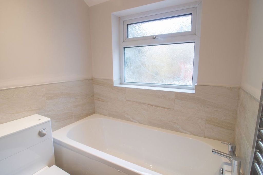 Additional image 3 of 3 bed property to rent22 David Street, Blackwood NP12