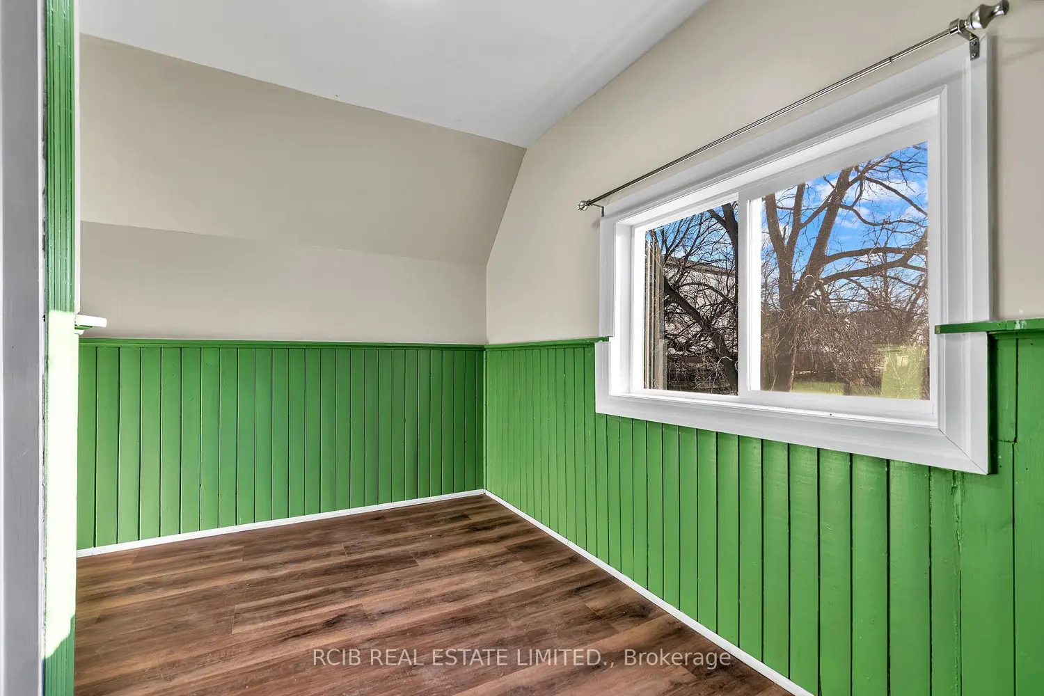 Additional image 12 of 224 Burlington Street