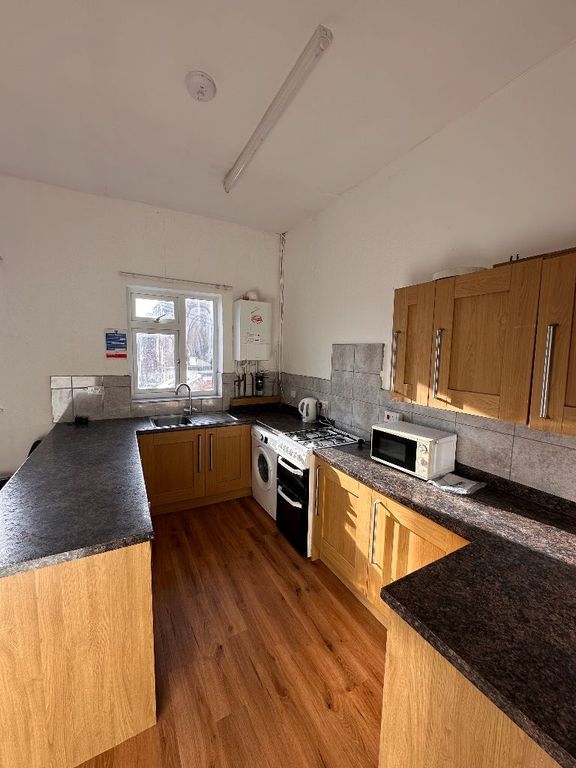 Additional image 5 of 3 bed flat to rentRegent Street, Leamington Spa CV32