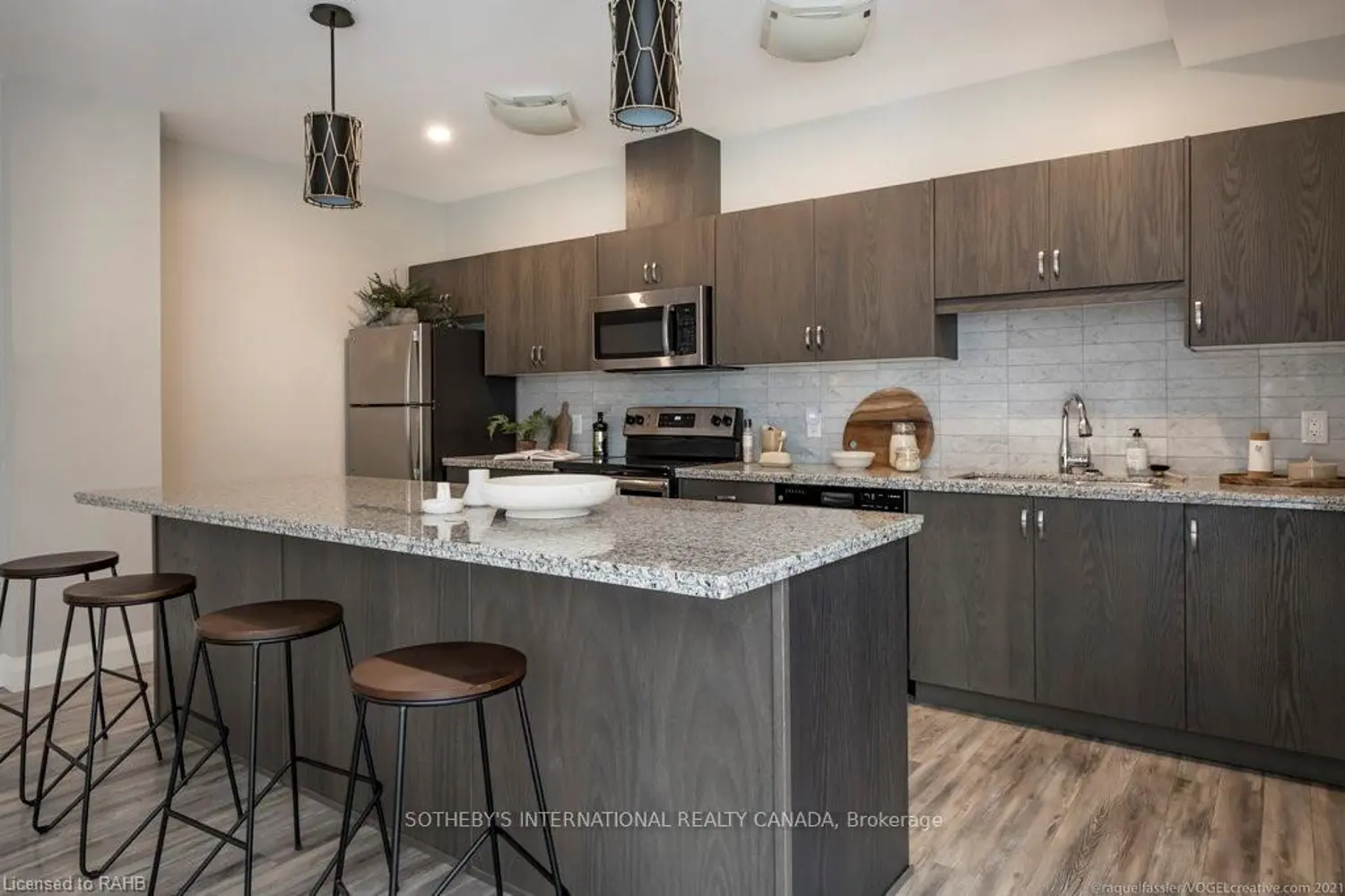 Additional image 8 of 118 King Street 716