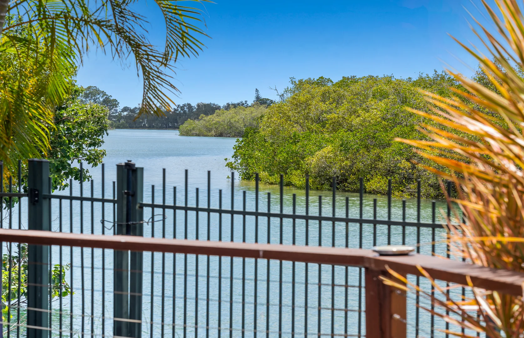 Additional image 2 of 8/18 Tallebudgera Creek Road, Burleigh Heads QLD 4220