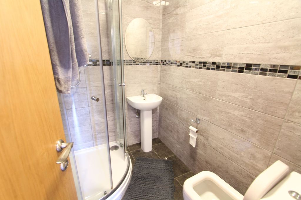 Additional image 7 of 4 bed flat to rentEcclesall Road, Sheffield S11