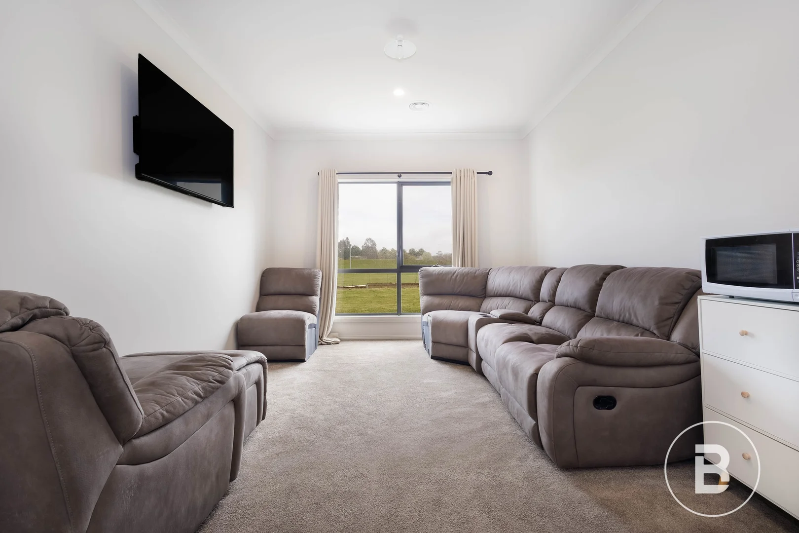 Additional image 20 of 28 Furness Drive, Cardigan VIC 3352