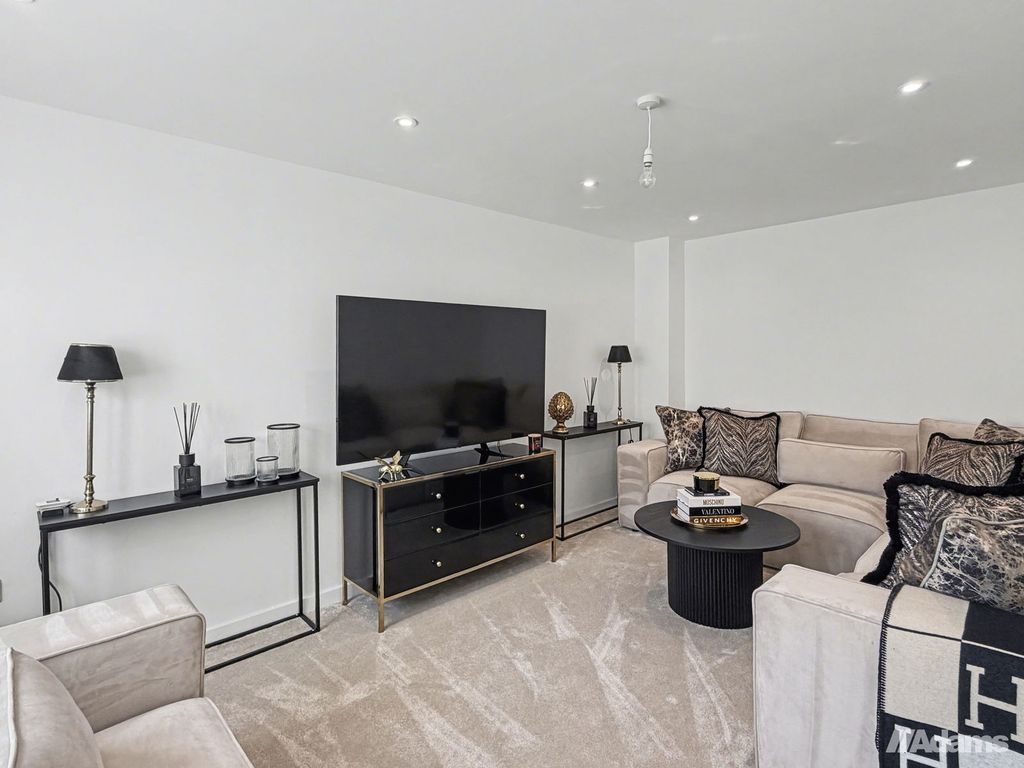 Additional image 8 of 4 bed detached house to rentHughes Close, Farnworth, Widnes WA8