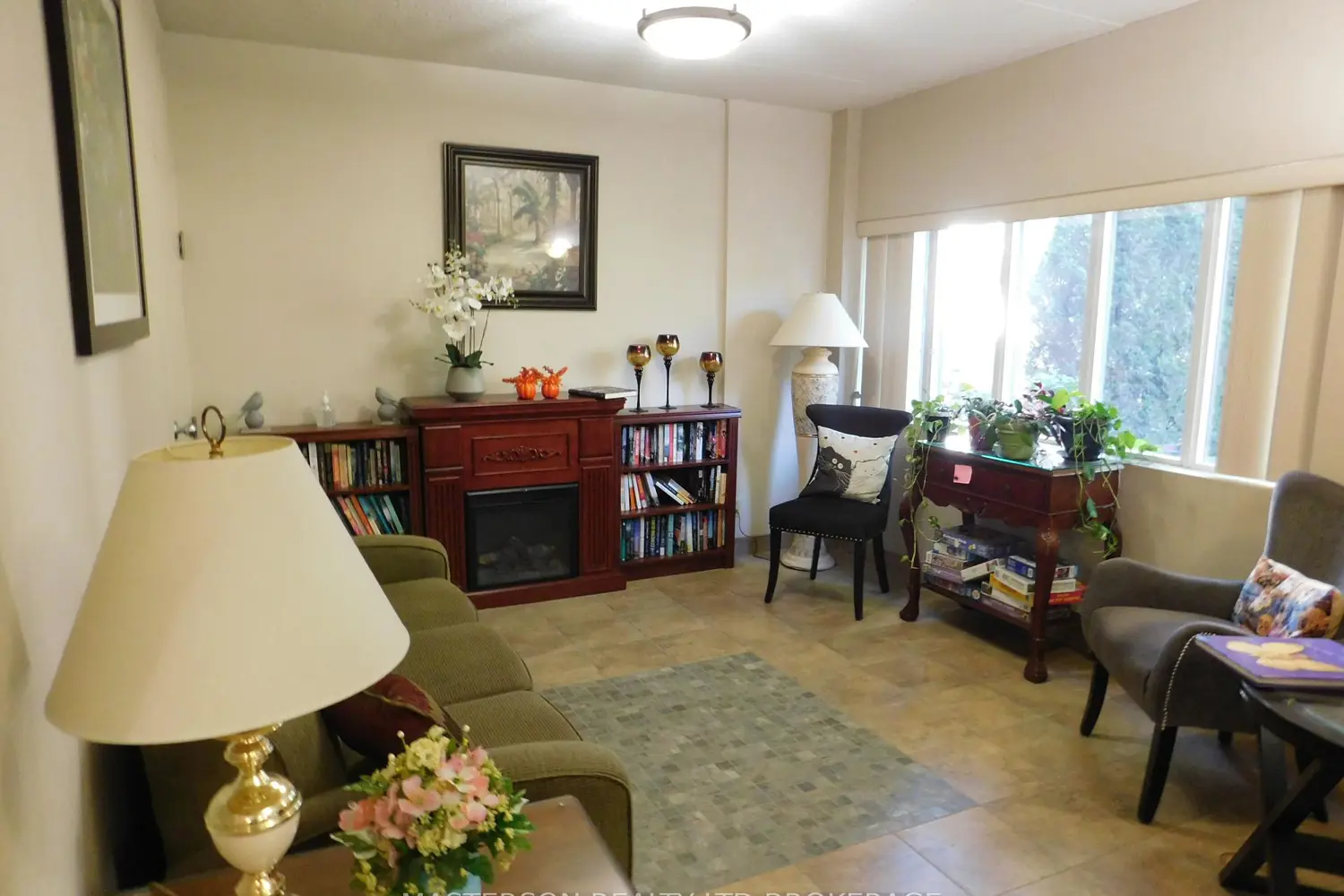 Additional image 16 of 4658 Drummond Road 328