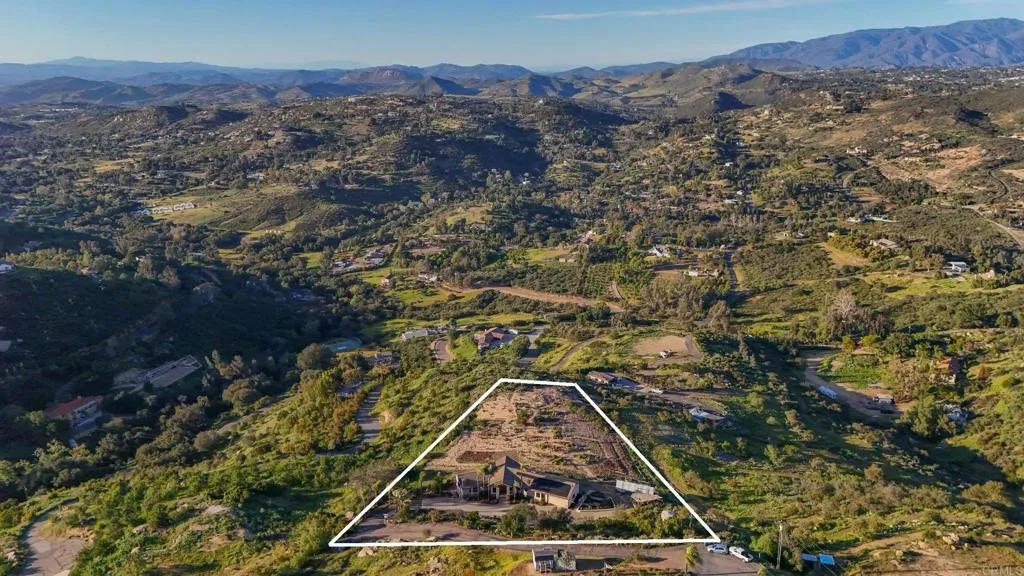 Additional image 80 of 13005 Via Suena, Valley Center, CA 92082