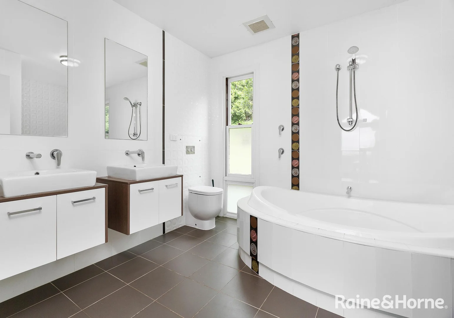 Additional image 15 of 45 Tourist Road, Beaumont NSW 2577