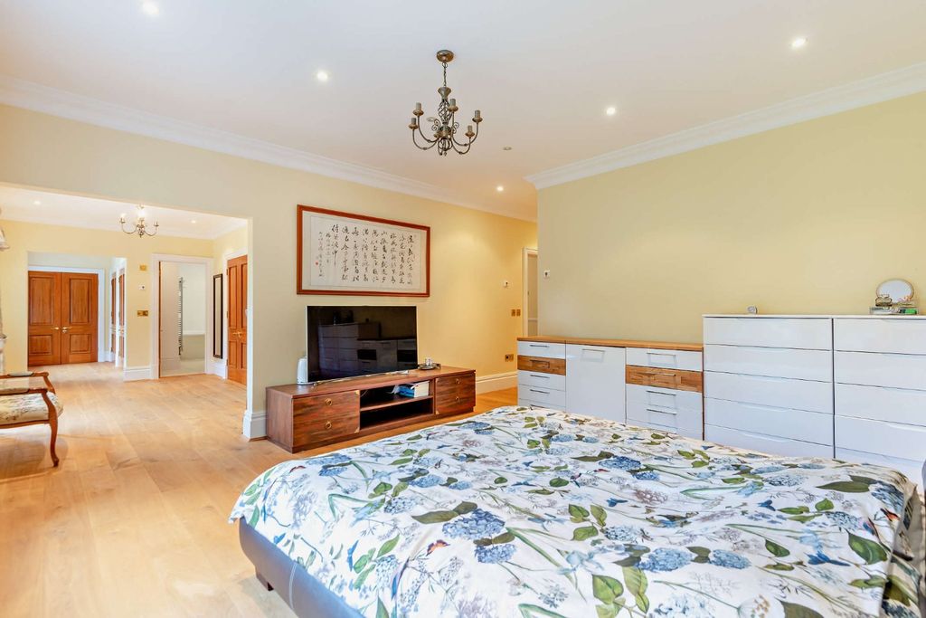 Additional image 11 of 7 bed detached house to rentWindsor Road, Ascot, Berkshire SL5