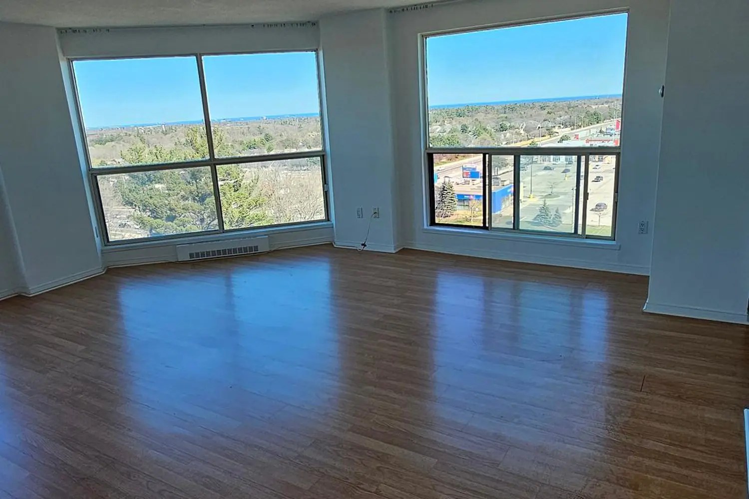 Additional image 18 of 2155 Burnhamthorpe Road 1103