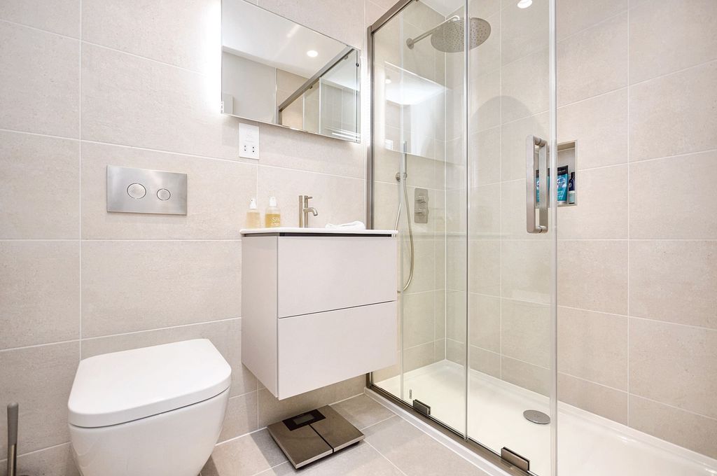 Additional image 12 of 4 bed terraced house to rentPentire Avenue, Newquay TR7