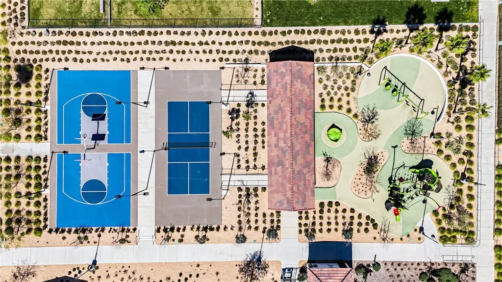 Additional image 31 of 16651 Snowdrop Ln Unit 1, Fontana, CA 92336