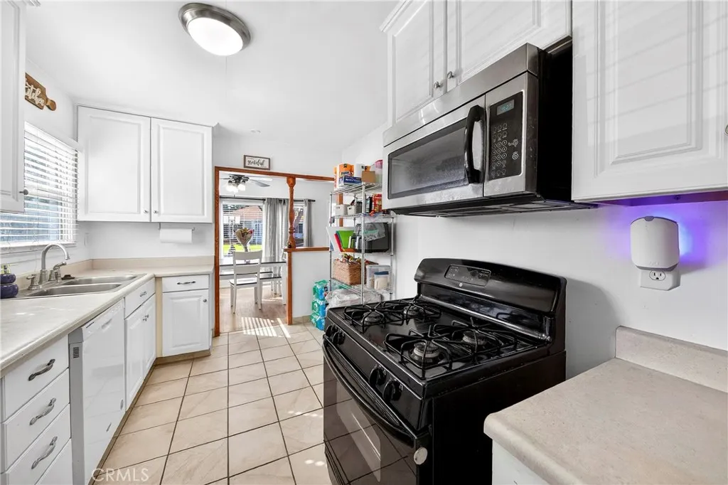 Additional image 47 of 6137 Greenmeadow Rd, Lakewood, CA 90713