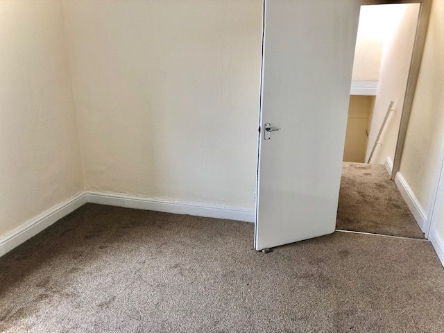 Additional image 14 of 2 bed flat to rentBay View Road, Colwyn Bay LL29