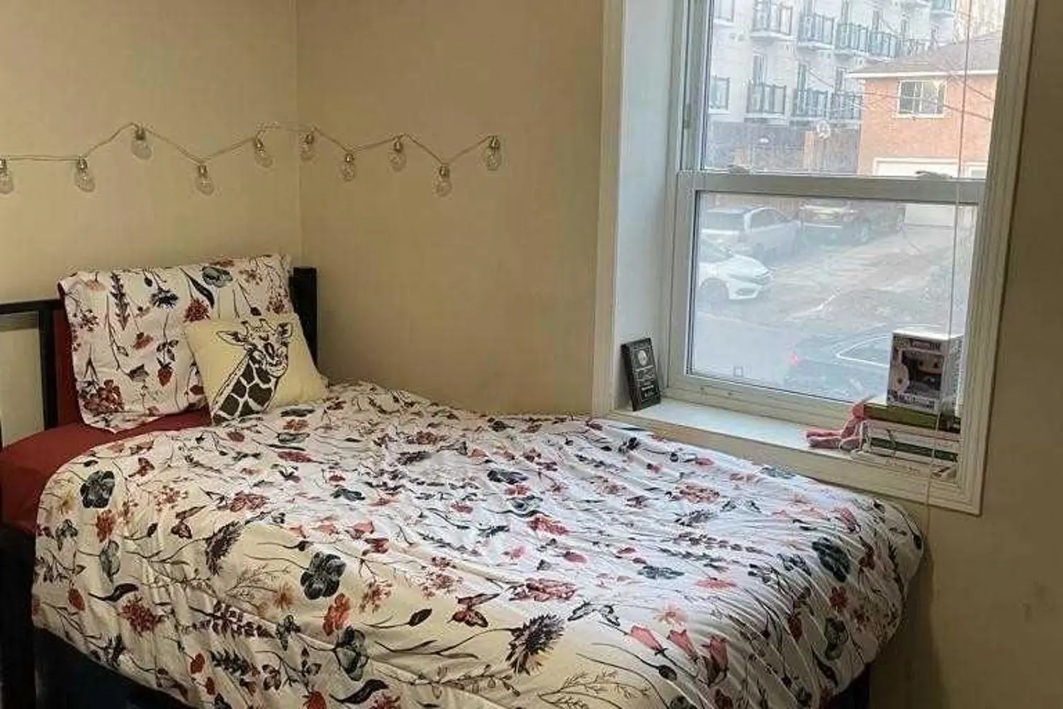 Additional image 10 of 261 Lester Street 101