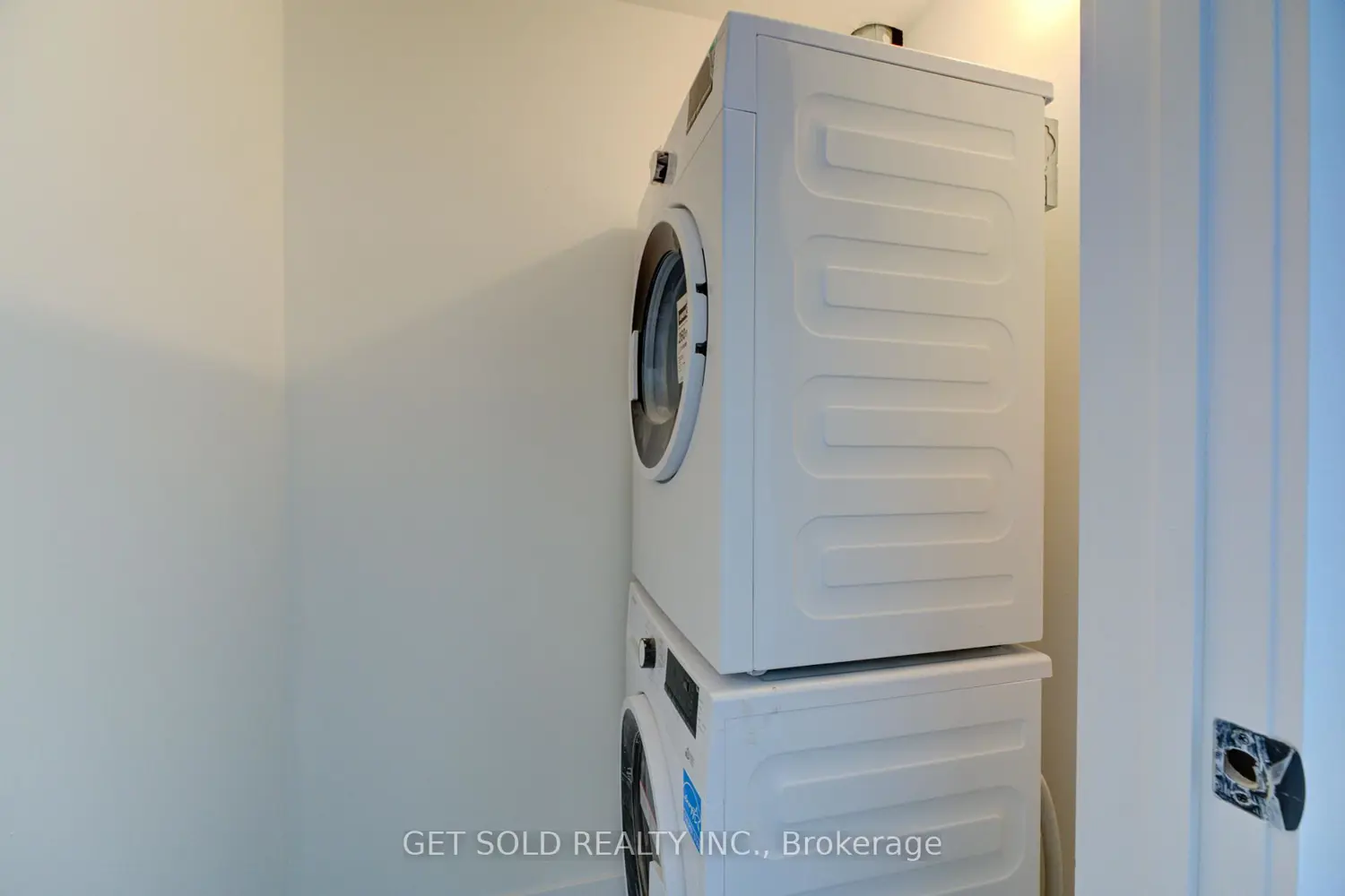 Additional image 20 of 6701 Thorold Stone Road 11