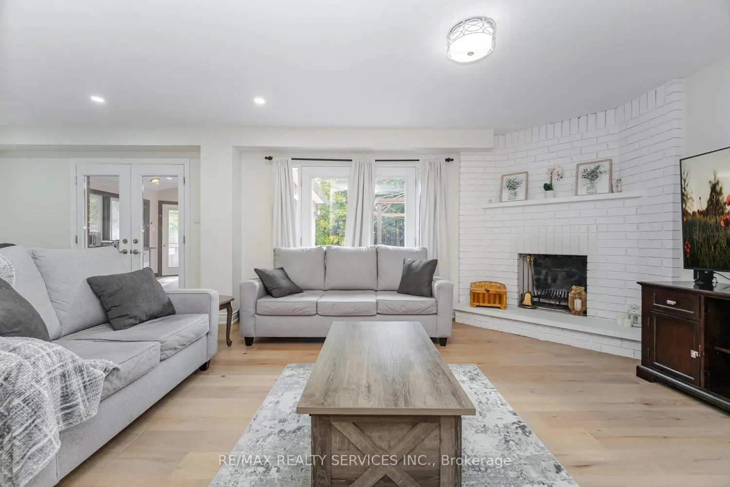 Additional image 2 of 14 Snowberry Court