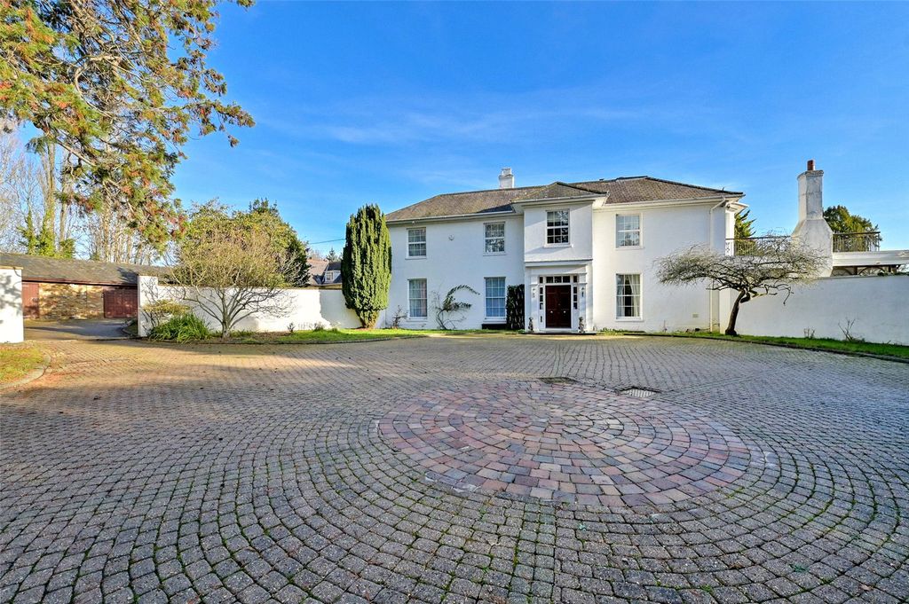 6 bed detached house to rentWood Lane, Iver, Buckinghamshire SL0