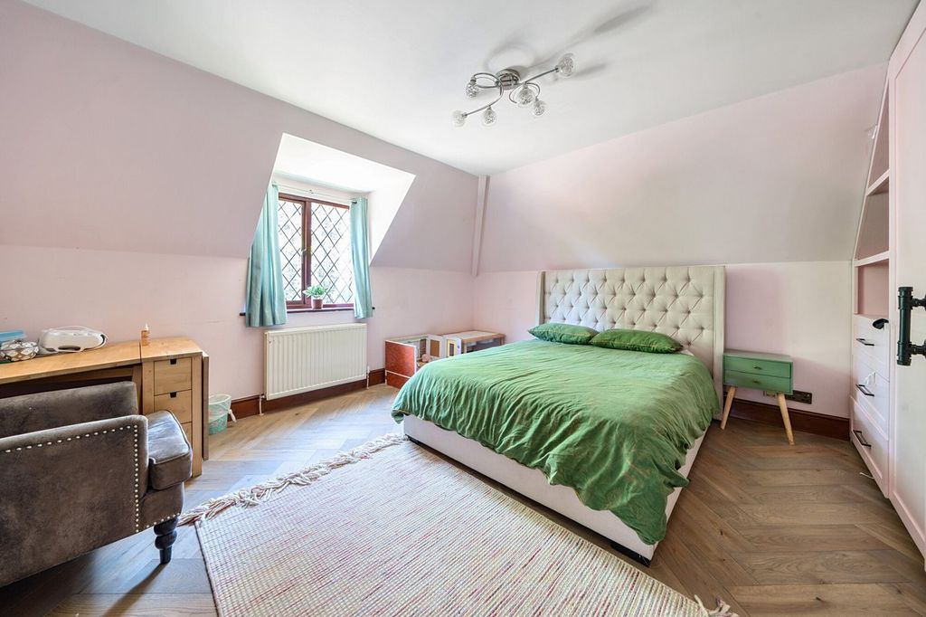 Additional image 16 of 5 bed detached house to rentFishery Road, Maidenhead SL6