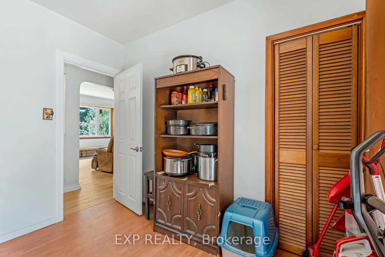 Additional image 6 of 1986 Stanley Av Avenue