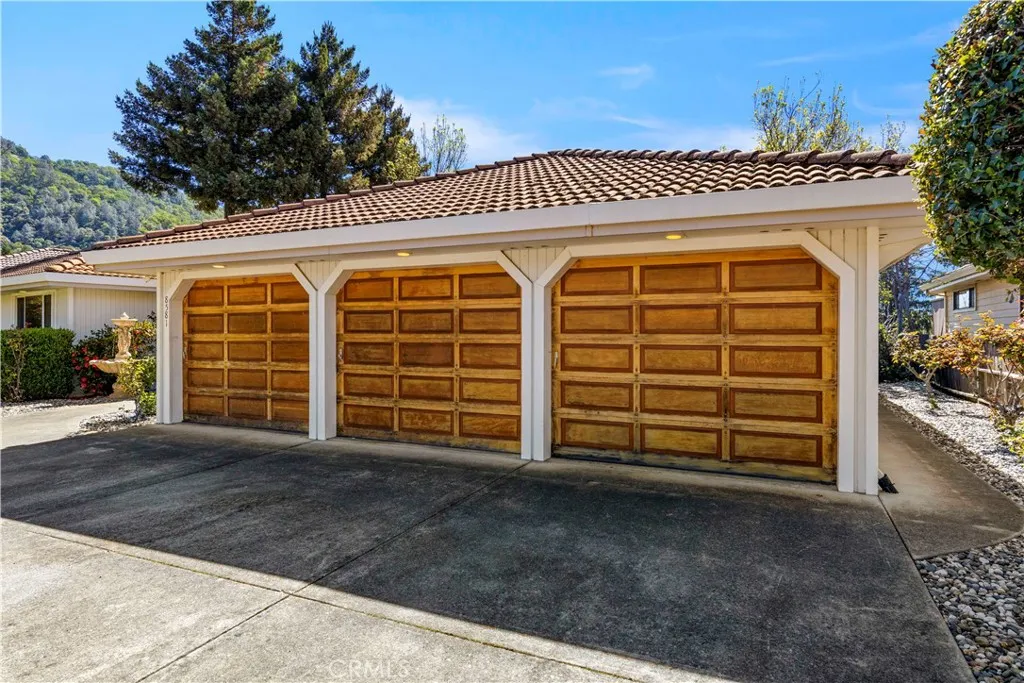 Additional image 101 of 8581 Paradise Valley Boulevard, Lucerne, CA 95458