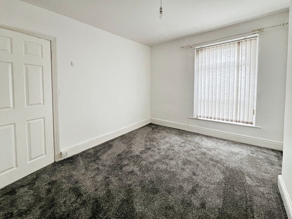 Additional image 3 of 1 bed flat to rentNew Road, Porthcawl CF36