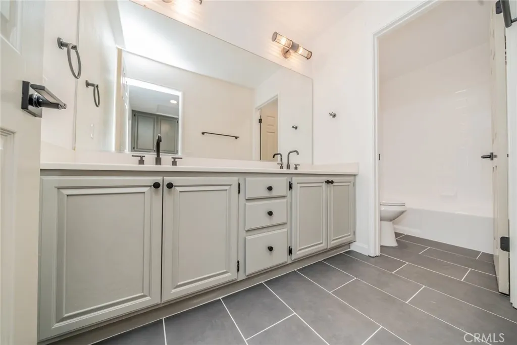 Additional image 78 of 2674 La Morada Dr, Rialto, CA 92377