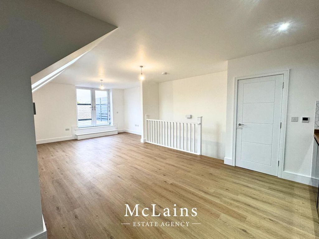 Additional image 3 of 2 bed flat to rent2-Bed Flat On Seymour Ave, Luton, Bedfordshire LU1