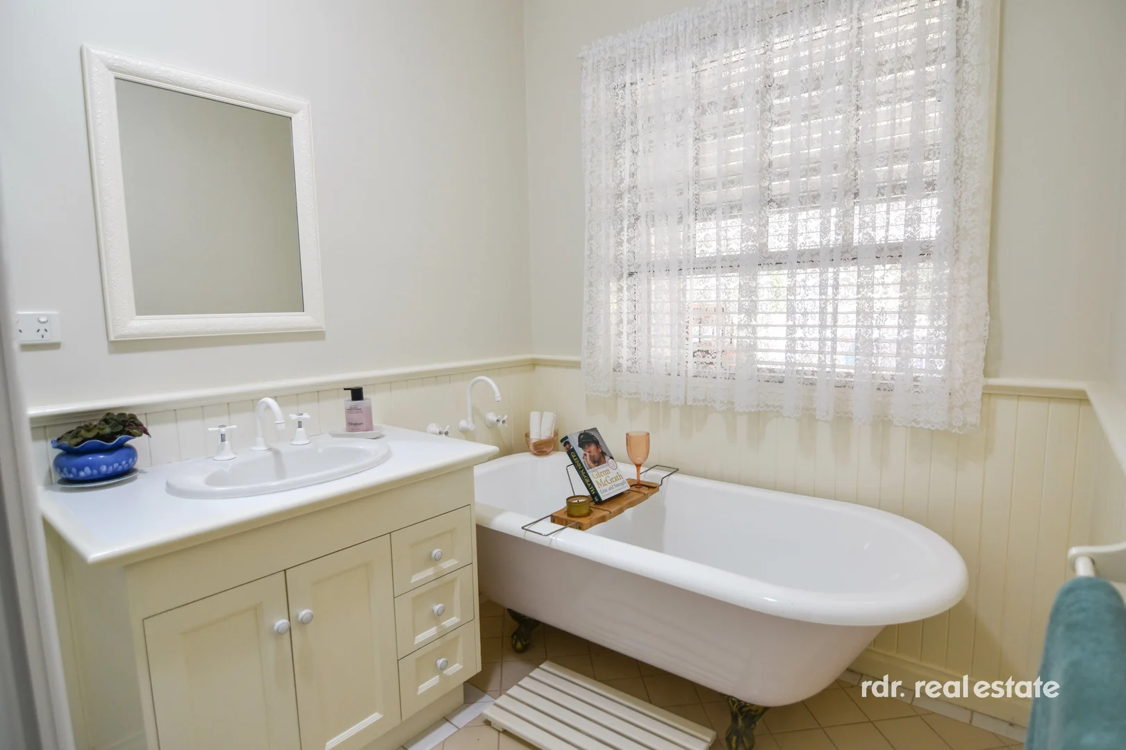 Additional image 19 of 100 Runnymede Drive, Inverell NSW 2360