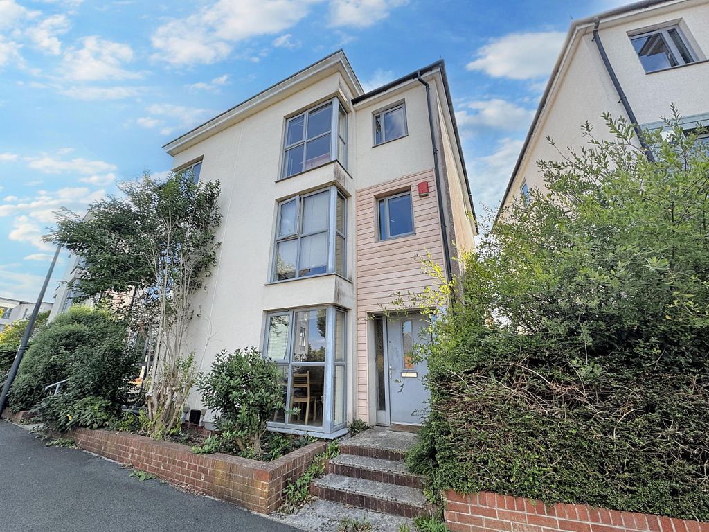Room to rentLong Down Avenue, Bristol, Gloucestershire, 1ft, Gb BS16