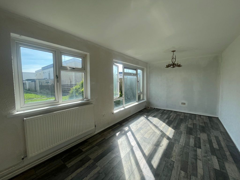 Additional image 4 of 3 bed terraced house to rentTairfelin, Bridgend CF31