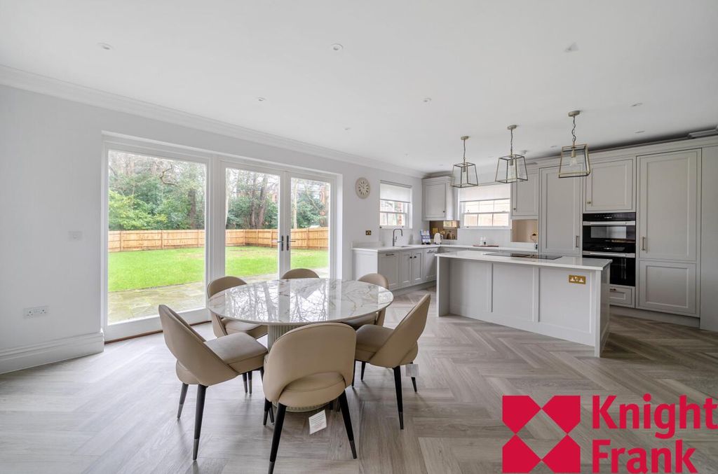 Additional image 4 of 4 bed detached house to rentScholars Row, Ascot SL5