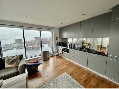 William Jessop Way, Liverpool L3, Room to rent