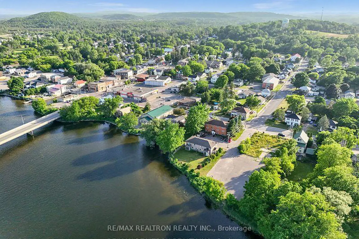 Additional image 16 of 28 North Trent Street