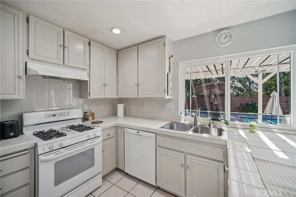 Additional image 14 of 11461 Amigo Avenue, Porter Ranch, CA 91326