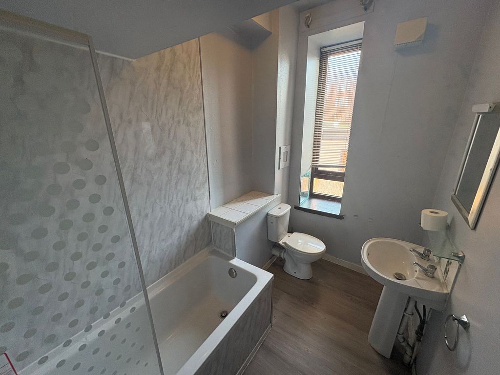 Additional image 11 of 2 bed flat to rentWilson Street, Renfrew PA4