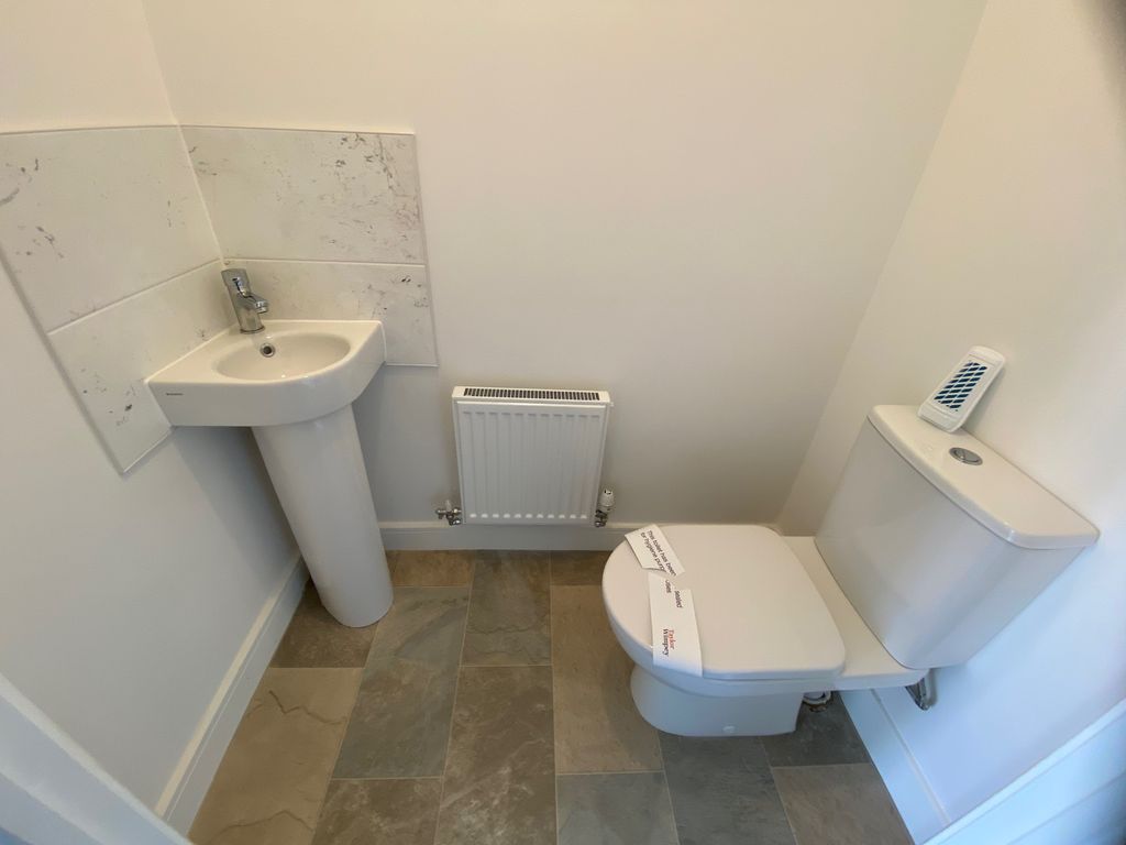 Additional image 8 of 4 bed town house to rentFfordd Darwin, Barry CF63