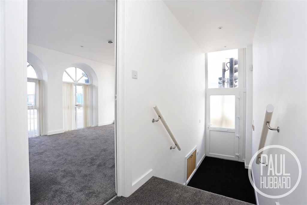 Additional image 9 of 2 bed maisonette to rentWaveney Road, Lowestoft NR32